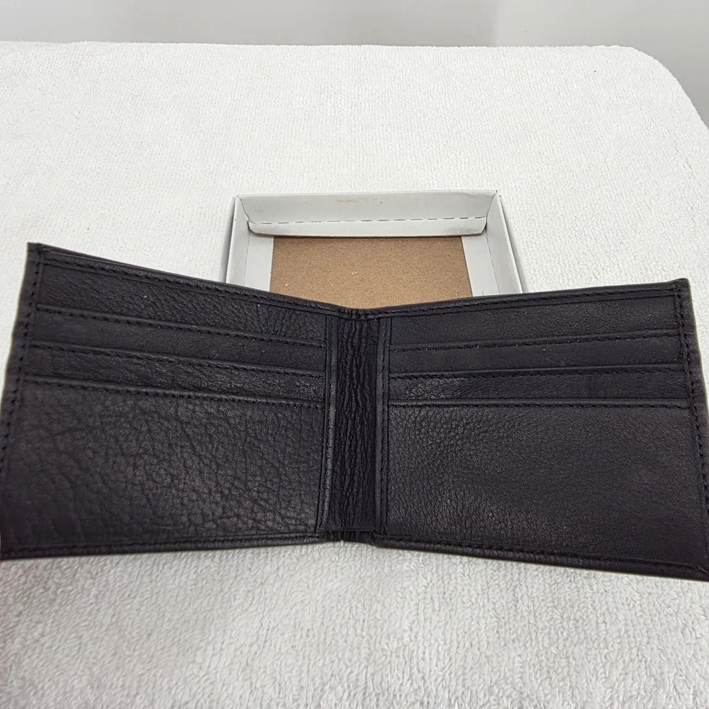 PG&E Mens Black Leather Bifold Wallet Debossed Logo Slim Card Holder Accessory